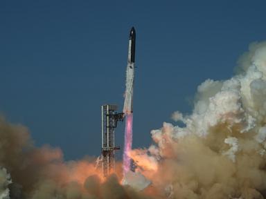Source-feed image associated with SpaceX shares rise even as company insiders get chance to sell for the first time