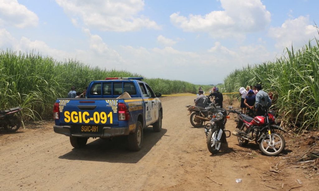 Source-feed image associated with Missouri couple murdered in Guatemala after husband was deported