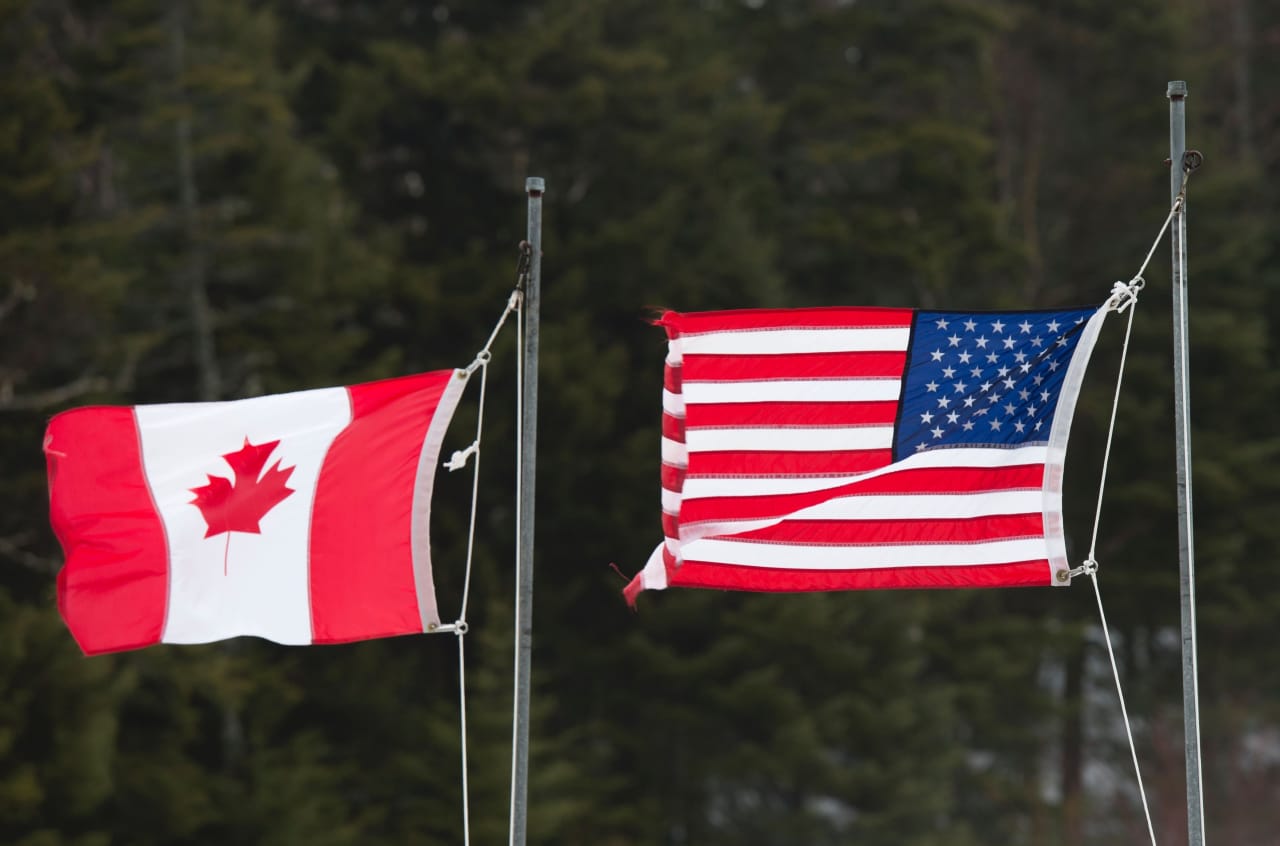 Source-feed image associated with U.S. hits Canada with stiff new tariffs, escalating trade tensions