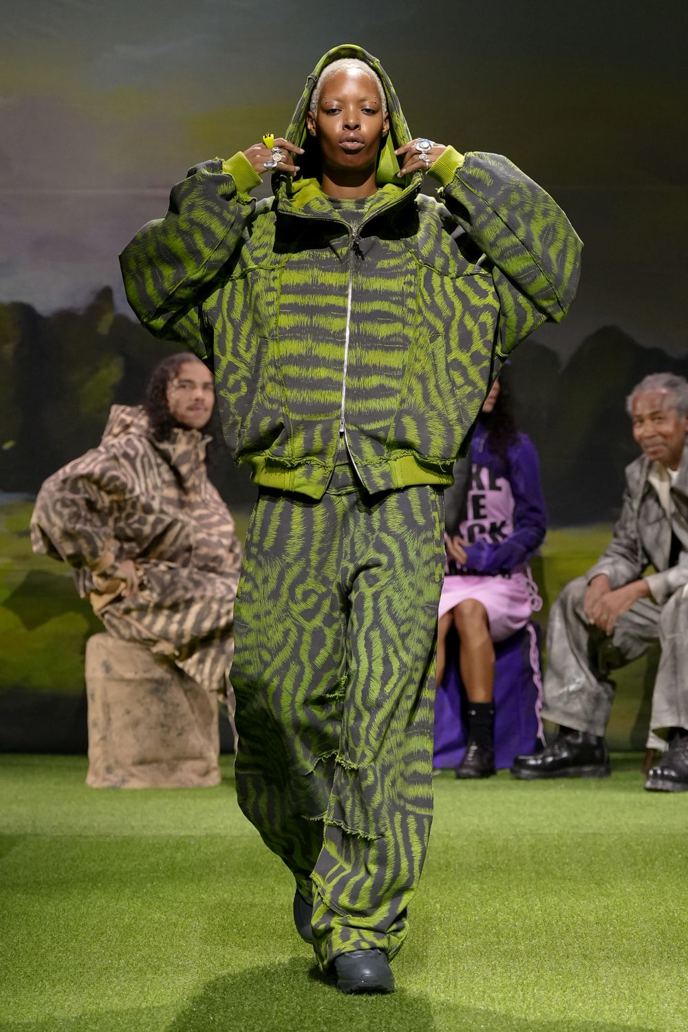 Image from linked report: Yaku Spring 2027 Ready-to-Wear