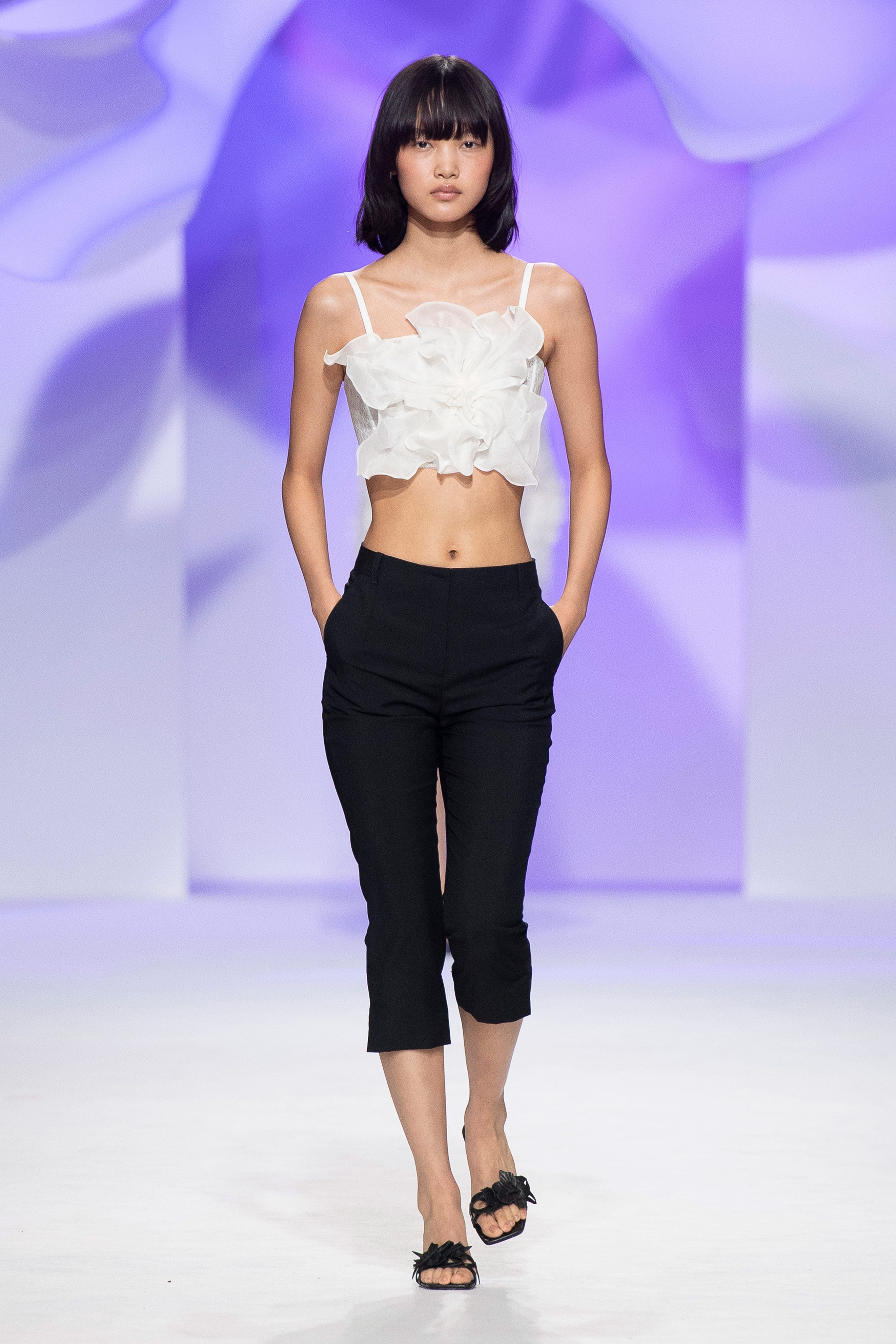 Image from linked report: Shiatzy Chen Spring 2027 Ready-to-Wear