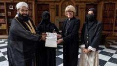 Source-feed image associated with Archbishop of Canterbury withdraws award from Muslim cleric who praised Osama bin Laden