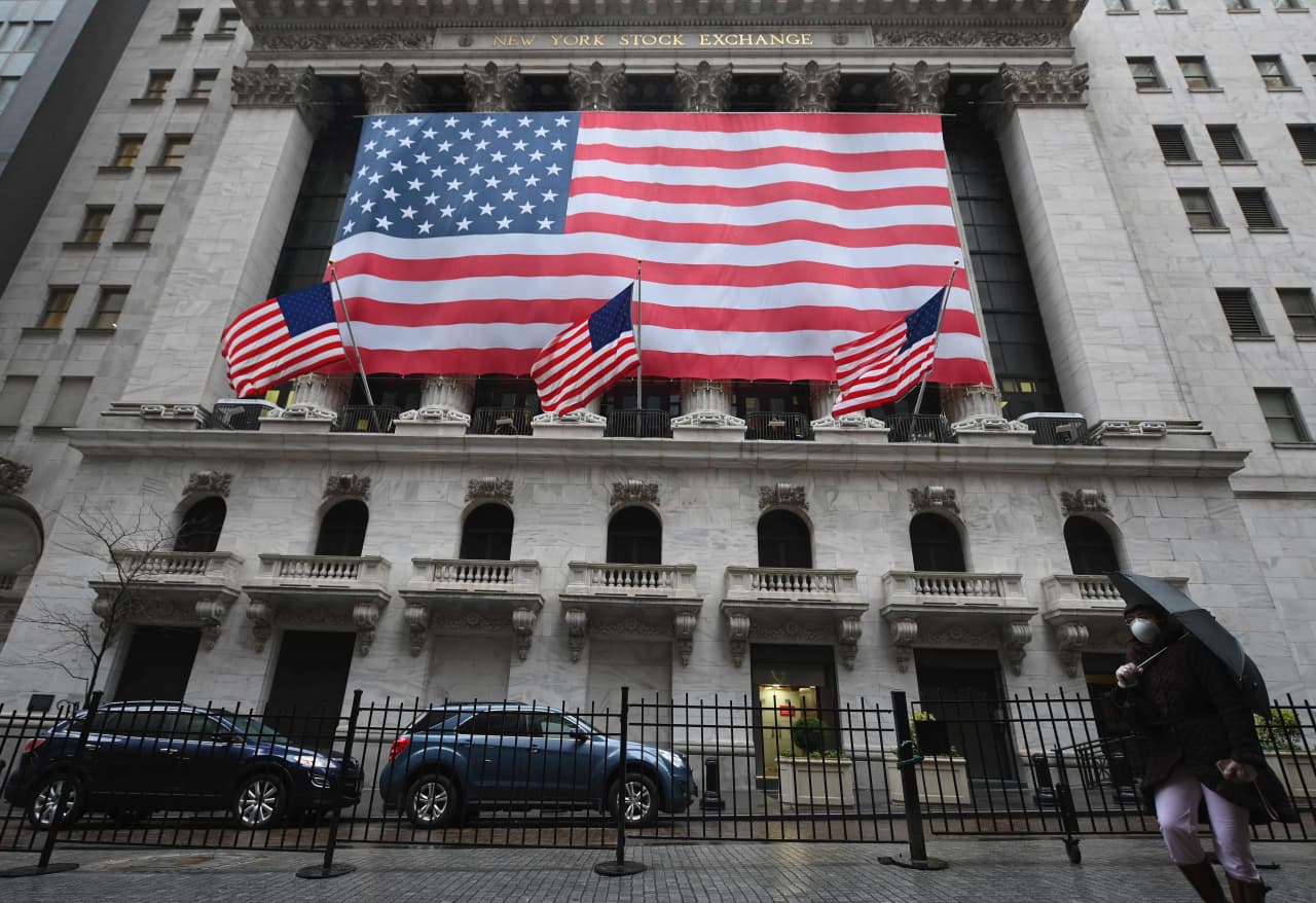 Source-feed image associated with Traders are using options to chase a runaway rebound in stocks, pushing the market even higher