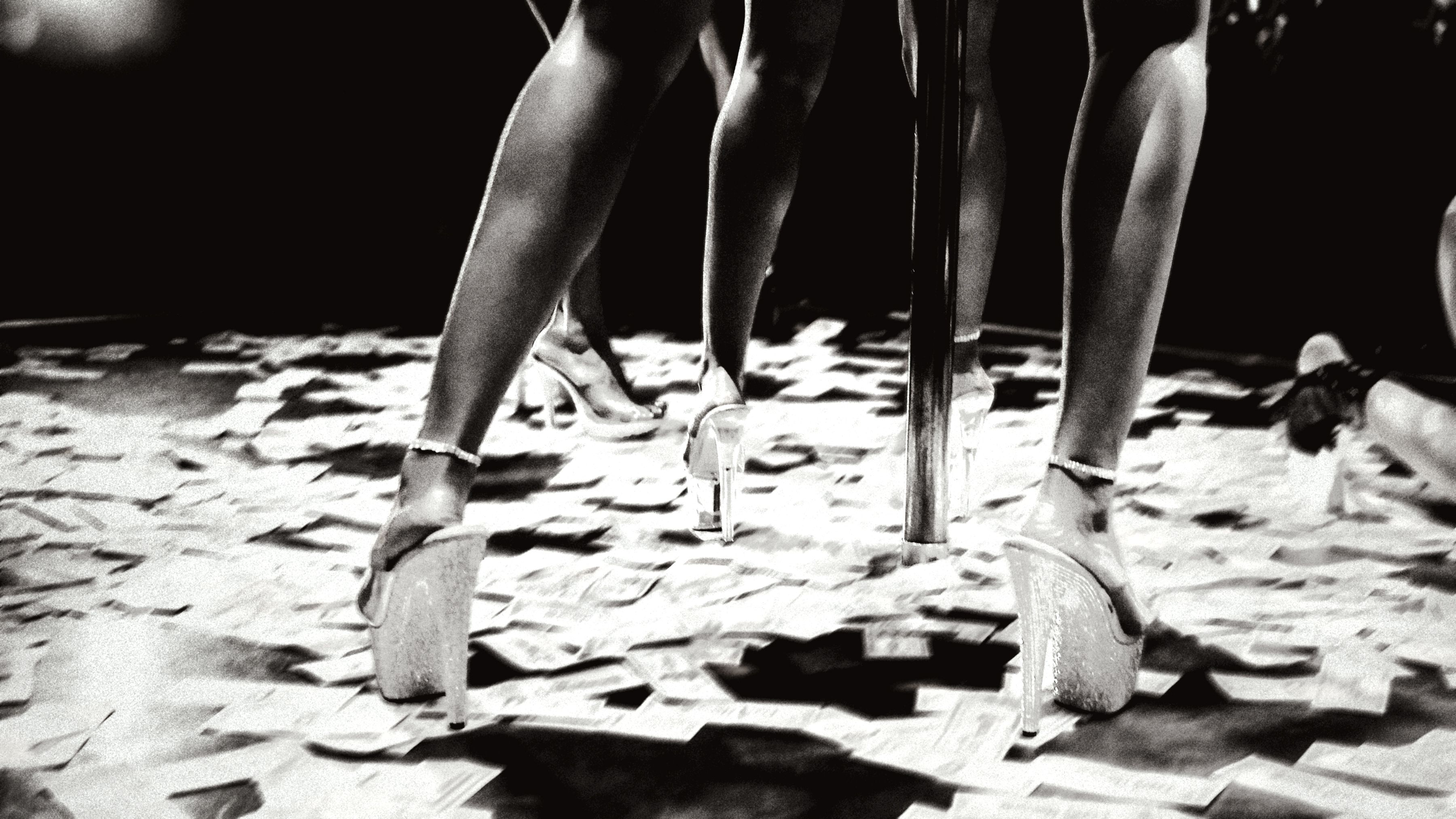 Source-feed image associated with A Visit to a Strip Club Made Me Think Differently About Motherhood