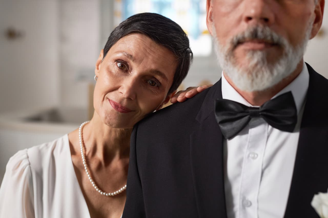 Image from linked report: My husband inherited $3 million. He wants a vacation home, but I want to save for retirement. Who’s right?