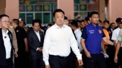 Source-feed image associated with Thai PM vows to introduce stricter gun laws after eight killed in shooting