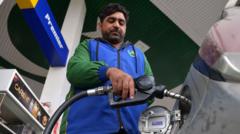 Source-feed image associated with Oil prices slide after Pakistan announces deal between US and Iran