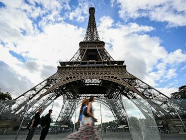 Image from linked report: Eiffel Tower chief to step down after exclusion of female staff during Hindu delegation visit