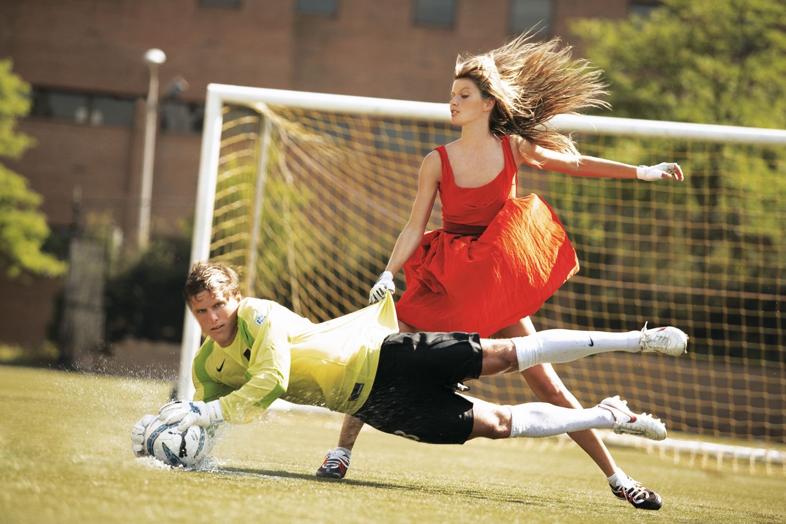 Source-feed image associated with From the Archives: Gisele Bündchen Takes the Field With the New York MetroStars