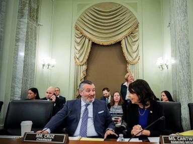 Source-feed image associated with Senators still working with SEC, Big Ten on issues involved in college sports bill