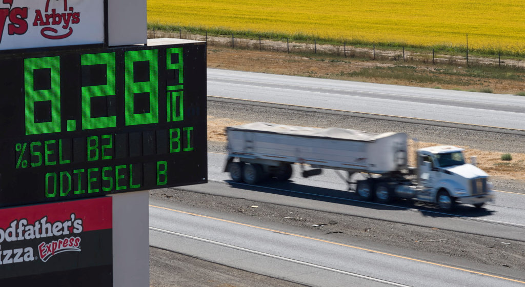 Image from linked report: Trump strikes deal with Putin for Russian diesel in sharp reversal of U.S. policy ahead of midterms