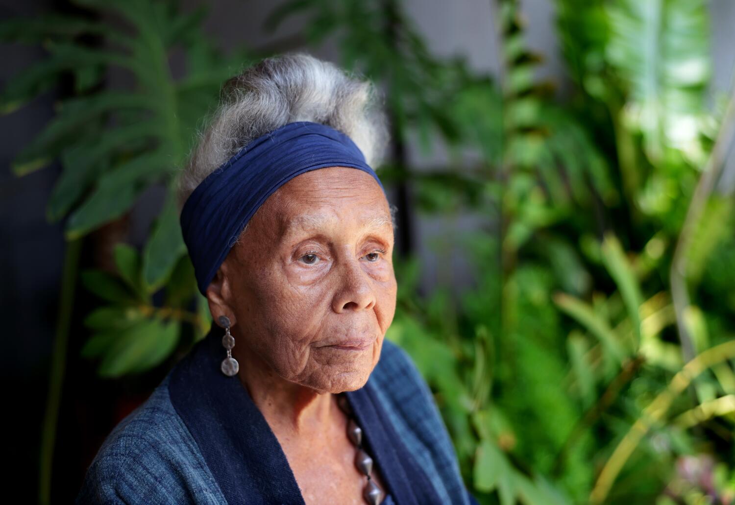 Source-feed image associated with Betye Saar, influential assemblage artist who 'liberated' Aunt Jemima, dies at 99