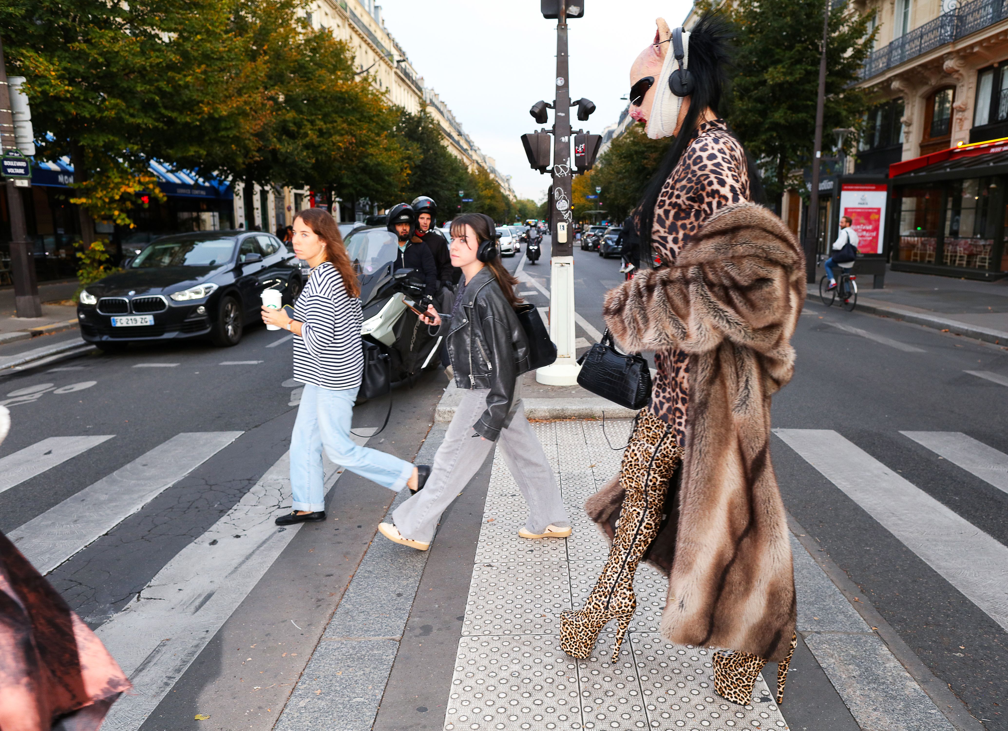 Image from linked report: The Best Street Style Photos From the Spring 2027 Shows in Paris