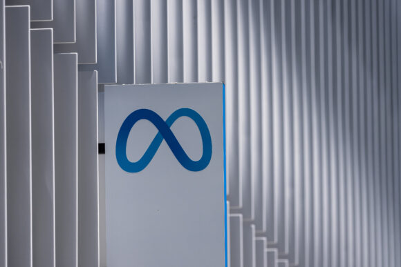 Source-feed image associated with Meta, BlackRock Plan to Invest in $14 Billion Data Center