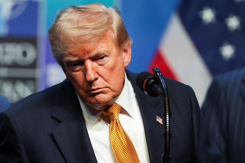 Source-feed image associated with WATCH: Trump doesn't refute Iran security concerns for new Air Force One