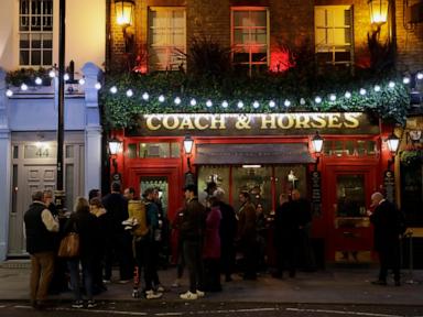 Source-feed image associated with Plan to limit 'vertical drinking' decried by pub landlords and UK politicians