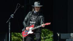 Source-feed image associated with TRNSMT fans shake off Scotland loss in Fratellis sing-a-long