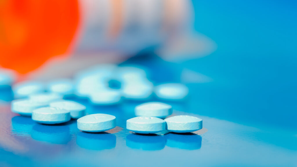 Source-feed image associated with STAT+: Trump administration revisits policy to close Medicare drug price negotiation loophole