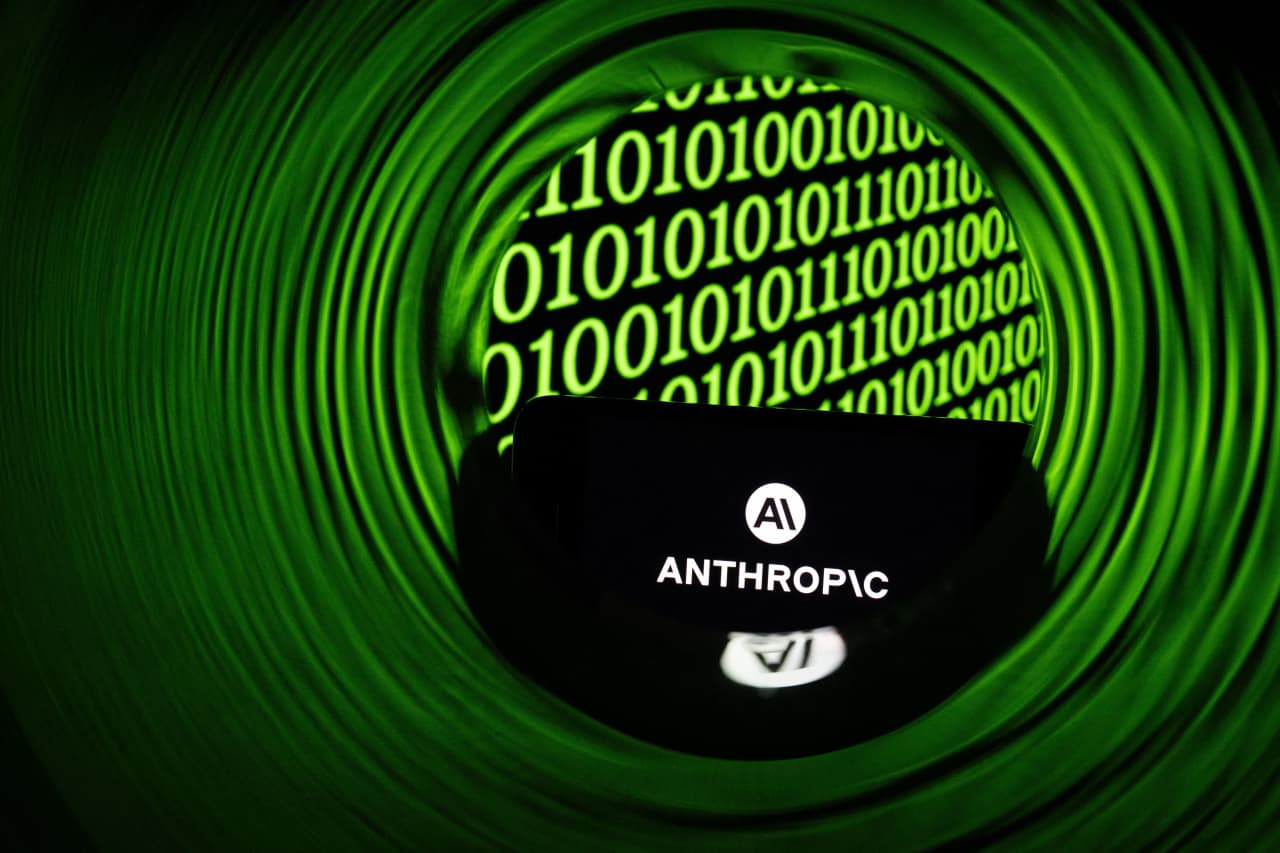 Source-feed image associated with Judge says Trump administration’s blacklist of Anthropic was illegal