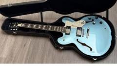 Image from linked report: Noel Gallagher guitar sells for £12,000 at auction