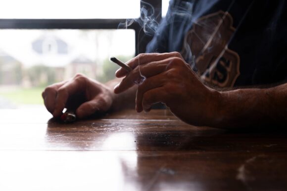 Source-feed image associated with Texas Lawmakers Continue Push to Ban TCH Products
