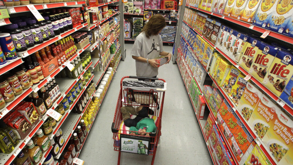 Source-feed image associated with Chile offers new data on food warning label efficacy