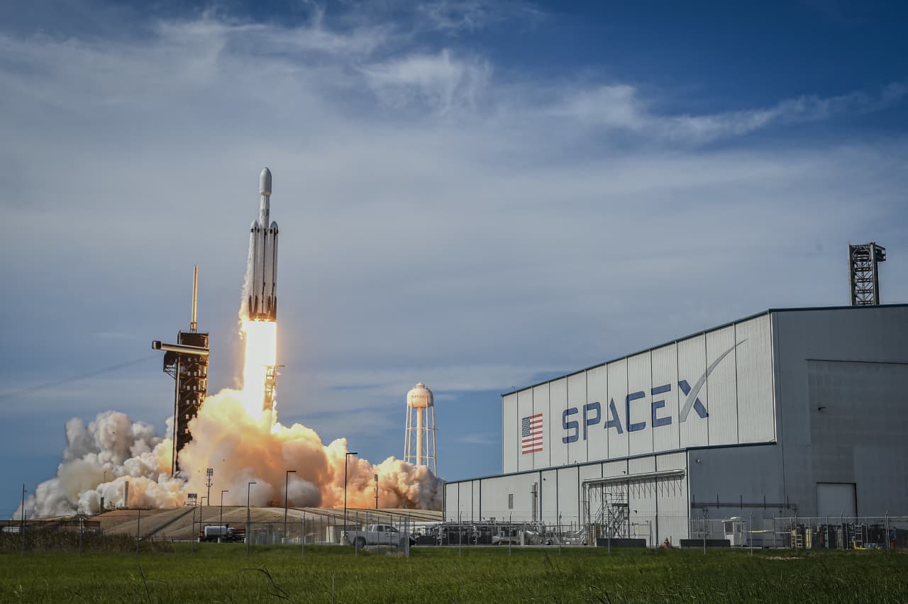 Source-feed image associated with SpaceX IPO hype is massive — and especially dangerous for investors over 50