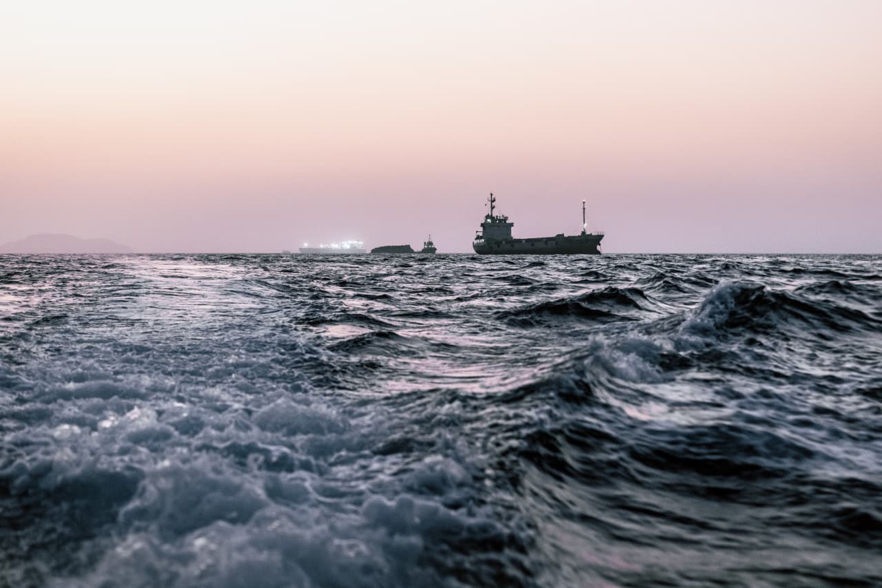 Source-feed image associated with Oil heads for another losing week, but analyst warns sluggish Strait of Hormuz traffic could send price soaring again