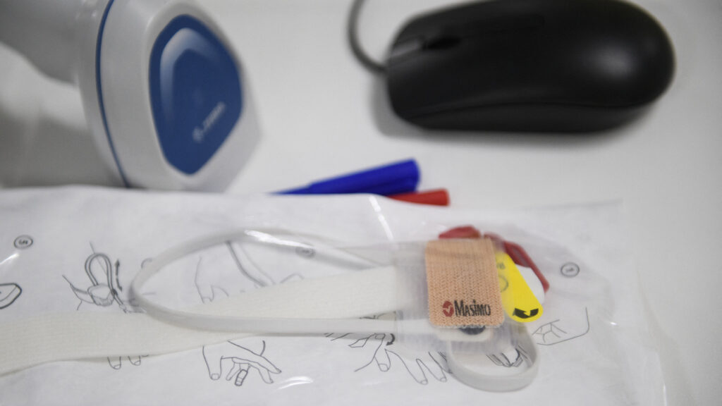 Image from linked report: In this hospital, pulse oximeters went from overestimating to underestimating blood oxygen. Why?