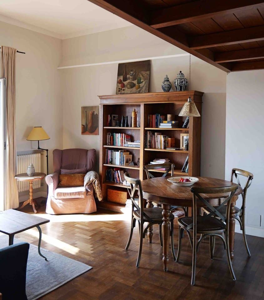 Image from linked report: The 18 Best Airbnbs in Rome for an Italian Escapade