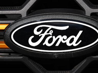 Source-feed image associated with Ford recalls more than half a million Broncos due to engine fire risk