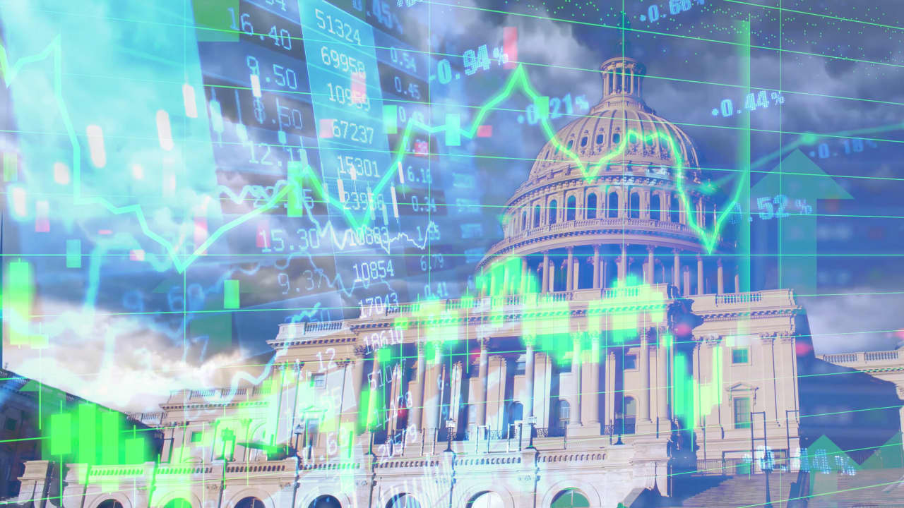 Source-feed image associated with Stocks rally when Congress goes on summer break. Here’s why.