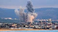 Source-feed image associated with Israel strikes Tyre after ordering evacuation of south Lebanon city