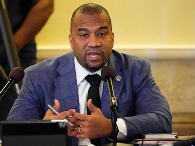 Source-feed image associated with Mississippi district attorney pleads guilty to bribery conspiracy and resigns