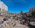 Source-feed image associated with Venezuela earthquakes aftershock hits near capital city as ‘miracle’ rescues reported – latest updates