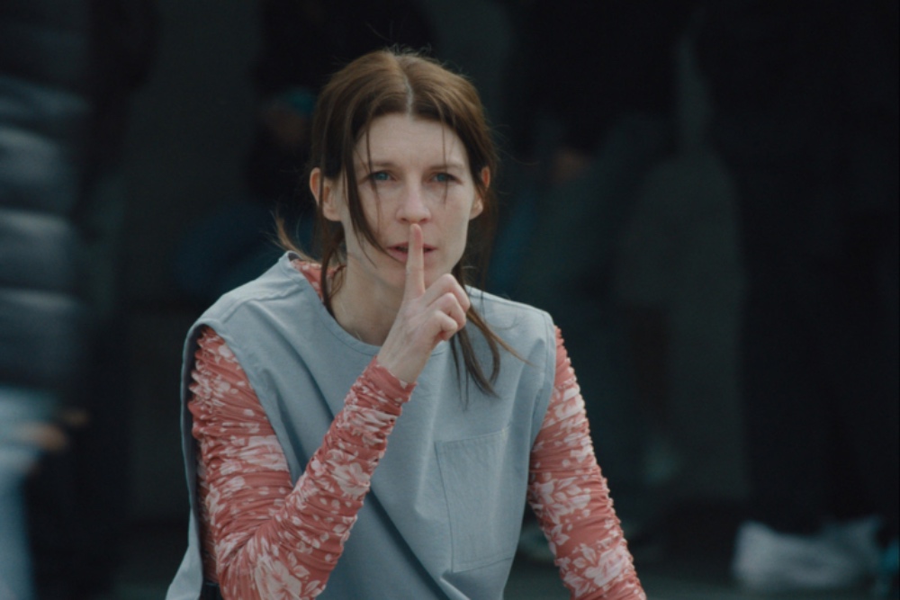 Source-feed image associated with ‘A Happy Family’ Review: Anna Schinz’s Powerful Lead Performance Elevates a Confused Custody Drama