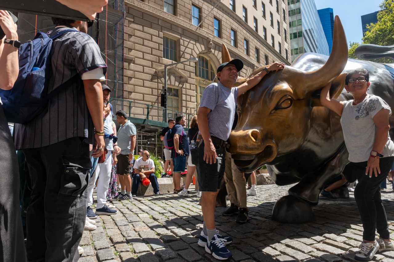 Source-feed image associated with The August stock-market slump is a myth — so why does Wall Street keep repeating it?