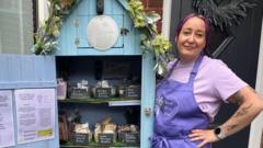 Source-feed image associated with Cake sheds are making bakers £1,000 a week - but the dream might be over