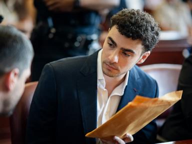 Source-feed image associated with Luigi Mangione's legal team withdraws intention to invoke psychiatric defense