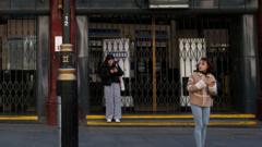 Source-feed image associated with London Tube strikes to go ahead as talks fail