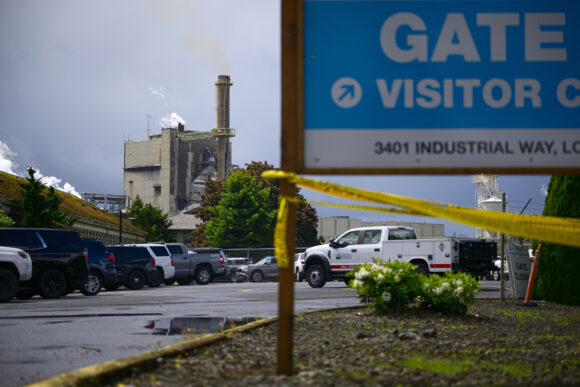 Source-feed image associated with Fatalities Reported in Washington State Packaging Facility Explosion