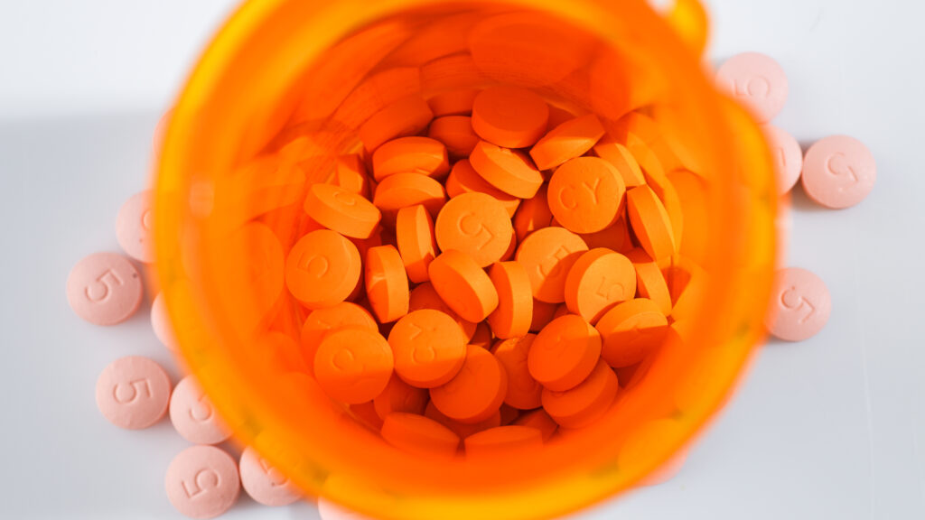 Source-feed image associated with Statins and blood pressure drugs changing health risks of obesity, study suggests