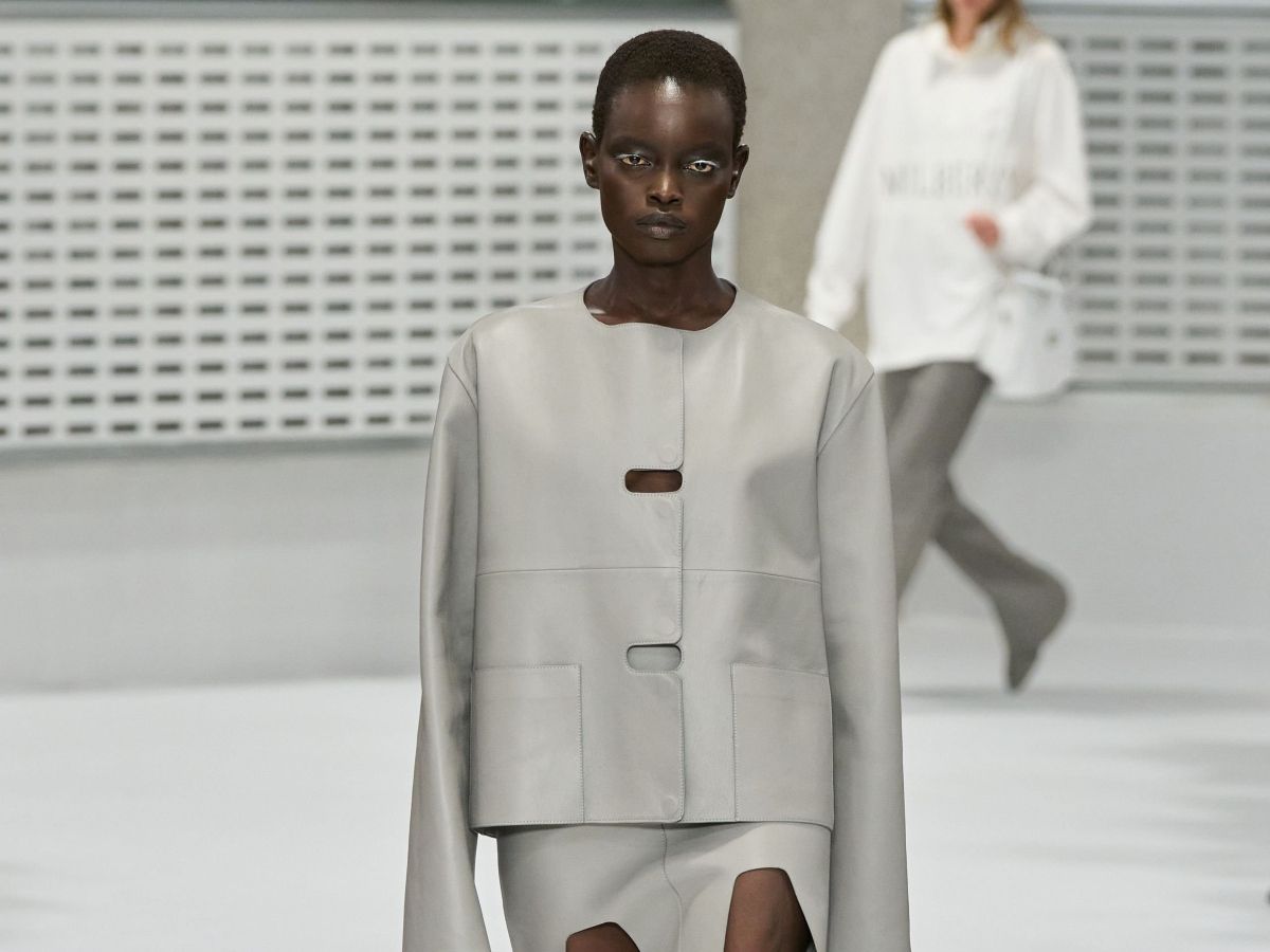 Image from linked report: ‘Rather Marvelous and Refreshing’: First Reactions to Christopher Kane’s Mulberry