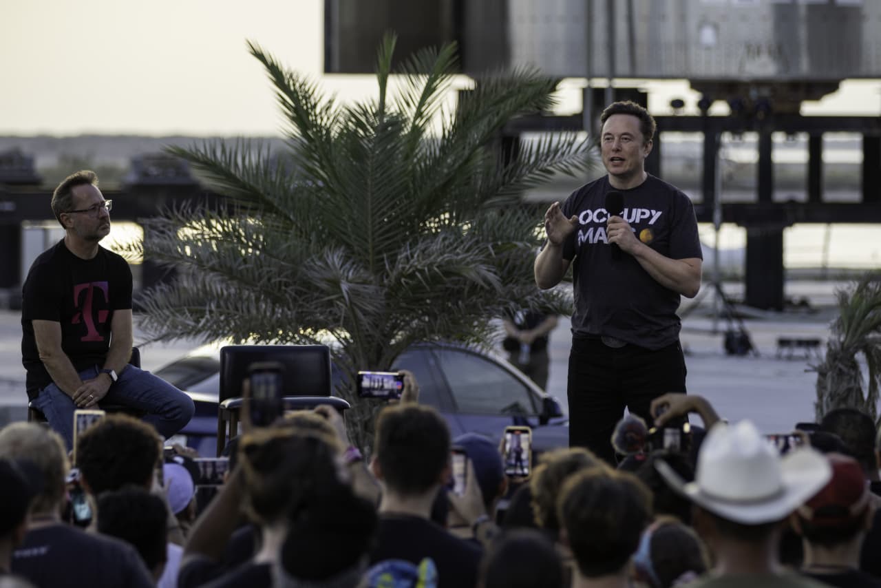 Source-feed image associated with Want to ‘flip’ SpaceX’s stock on the day of the IPO? Be prepared to pay the price.