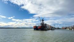 Source-feed image associated with Six presumed drowned after charter boat sinks near Vancouver
