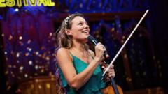 Source-feed image associated with Edinburgh International Festival will be phone-free - Benedetti