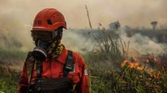 Source-feed image associated with Toxic wildfire haze spreads across South East Asia as 'super' El Niño intensifies