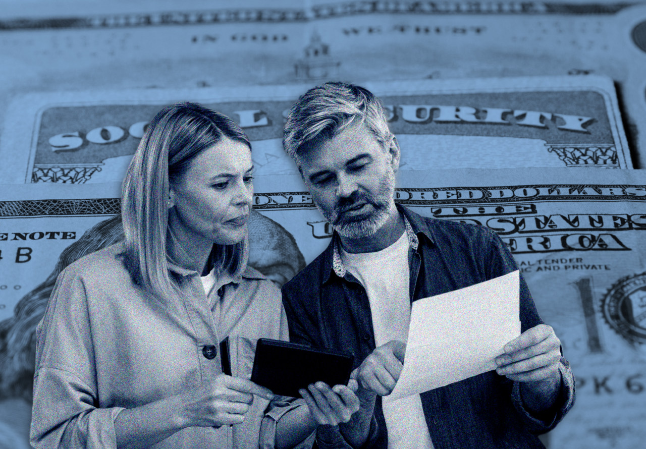 Source-feed image associated with People say I should wait until 70 to claim Social Security. When does delaying pay off?