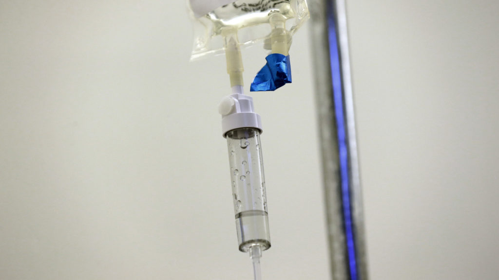 Source-feed image associated with STAT+: Cancer medicines remain in short supply across the U.S., survey finds
