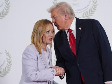 Source-feed image associated with Facing barbs and pressure from Trump, Europe's leaders close ranks